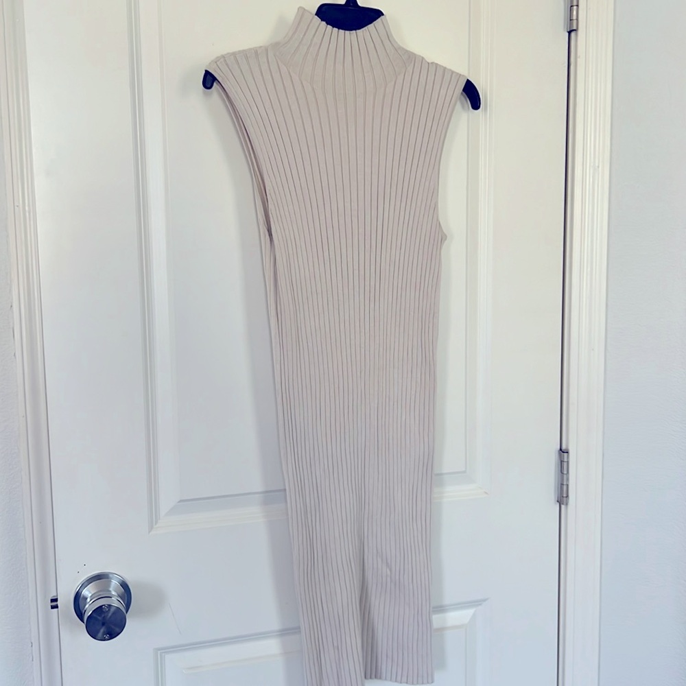 Stretchy nude Sweater dress